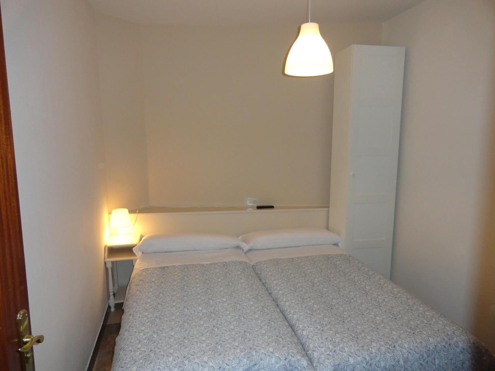 Hostal Alistana Madrid Ngoại thất bức ảnh