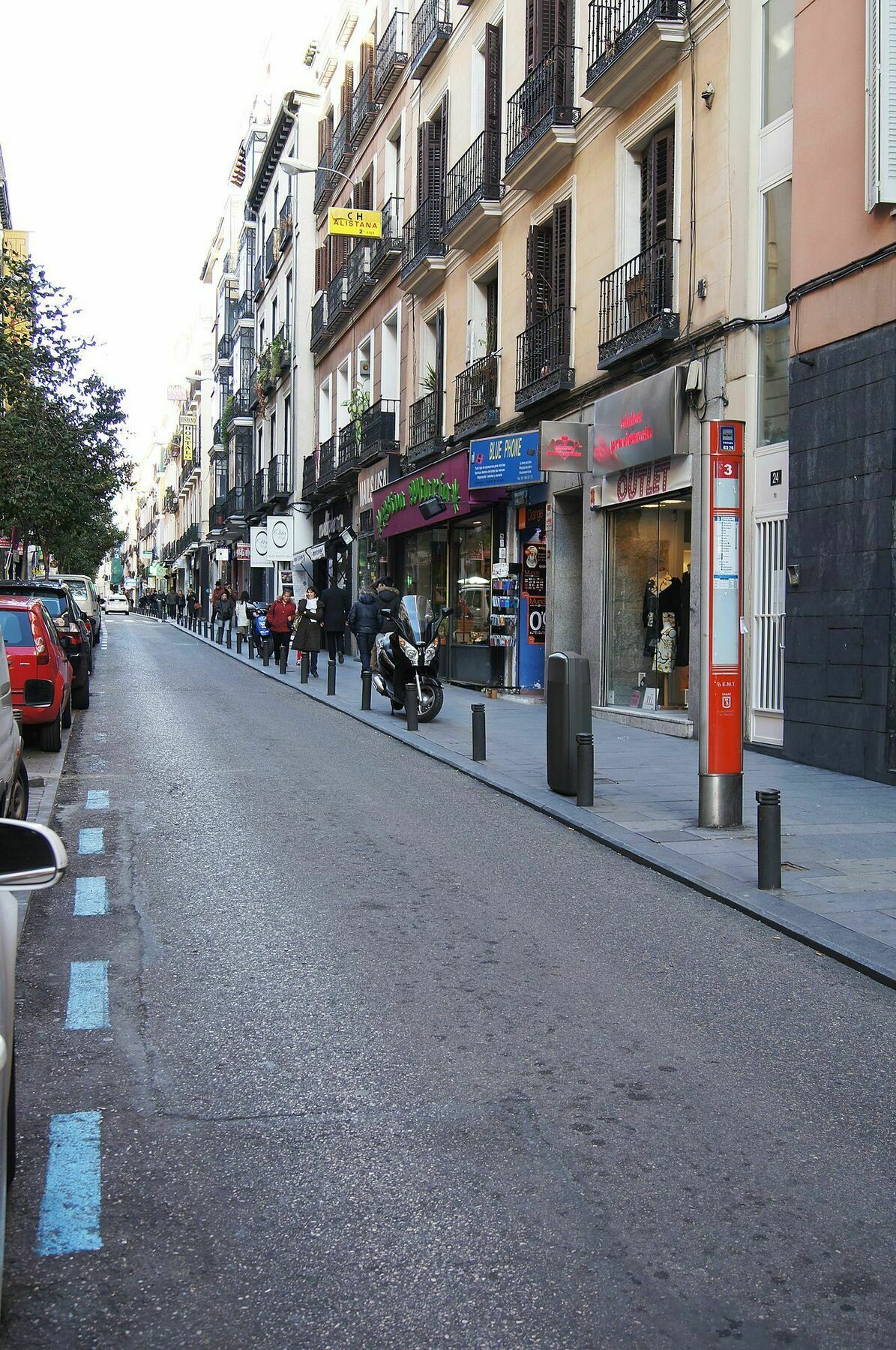 Hostal Alistana Madrid Ngoại thất bức ảnh